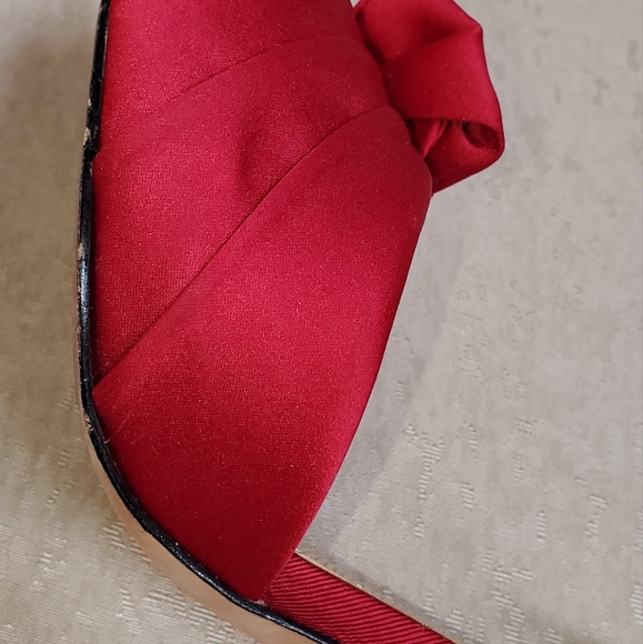 Satin heels - Picture 3 of 9